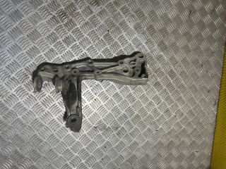 bontott VW GOLF VI Jobb Lengőkar Tartó