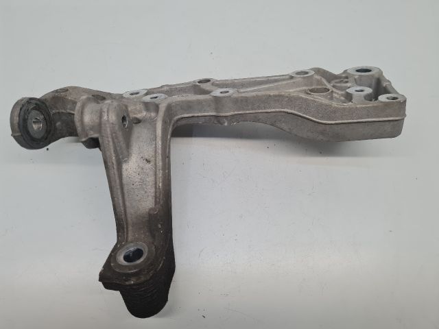 bontott VW GOLF VI Jobb Lengőkar Tartó