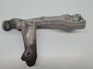 bontott VW GOLF VI Jobb Lengőkar Tartó