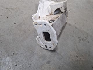 bontott VW GOLF VI Jobb Lökhárító Tartó Nyúlványvég