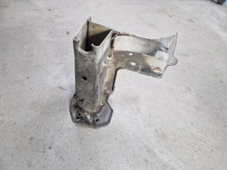 bontott VW GOLF VI Jobb Lökhárító Tartó Nyúlványvég