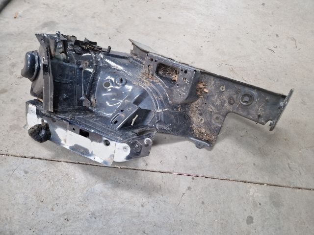 bontott VW GOLF VI Jobb Lökhárító Tartó Nyúlványvég