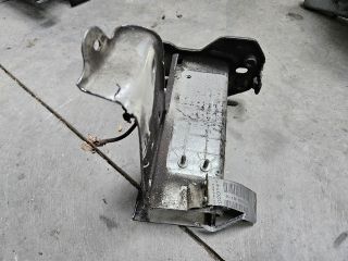 bontott VW GOLF VI Jobb Lökhárító Tartó Nyúlványvég