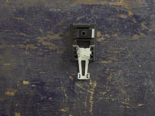 bontott VW GOLF VI Jobb Napellenző Tartó