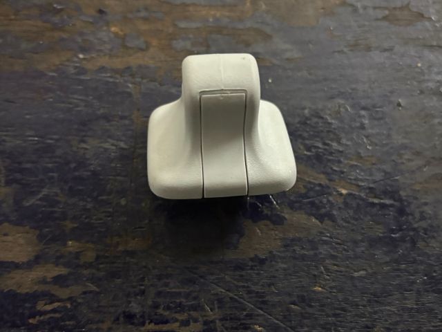 bontott VW GOLF VI Jobb Napellenző Tartó