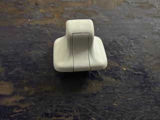 bontott VW GOLF VI Jobb Napellenző Tartó