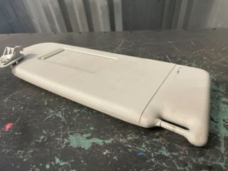 bontott VW GOLF VI Jobb Napellenző