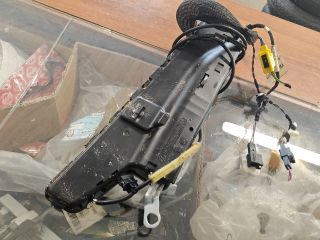 bontott VW GOLF VI Jobb Oldallégzsák