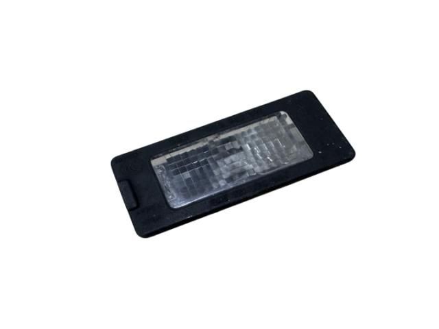 bontott VW GOLF VI Jobb Rendszámtábla Világítás