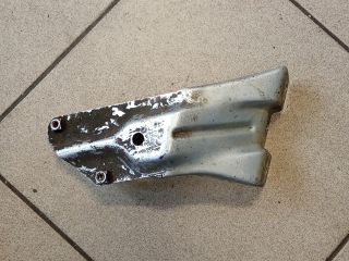 bontott VW GOLF VI Jobb Sárvédő Oldaltartó