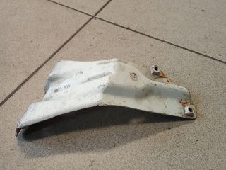 bontott VW GOLF VI Jobb Sárvédő Oldaltartó