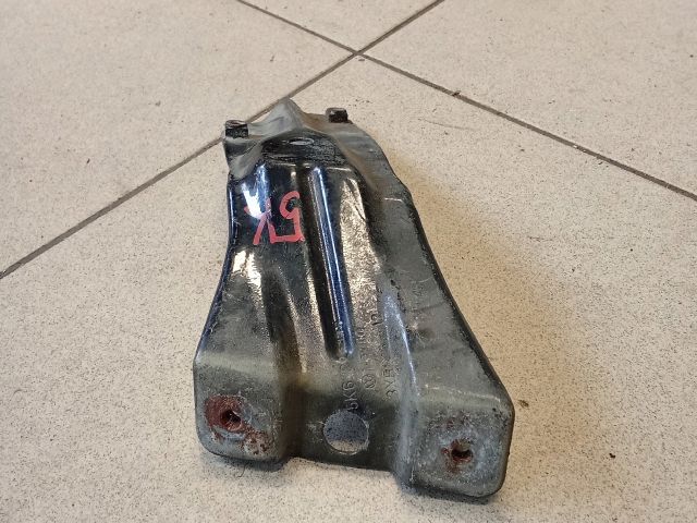 bontott VW GOLF VI Jobb Sárvédő Oldaltartó