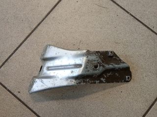 bontott VW GOLF VI Jobb Sárvédő Oldaltartó