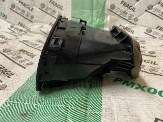bontott VW GOLF VI Jobb Szellőző