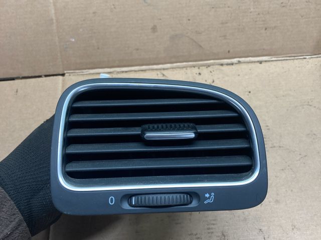 bontott VW GOLF VI Jobb Szellőző