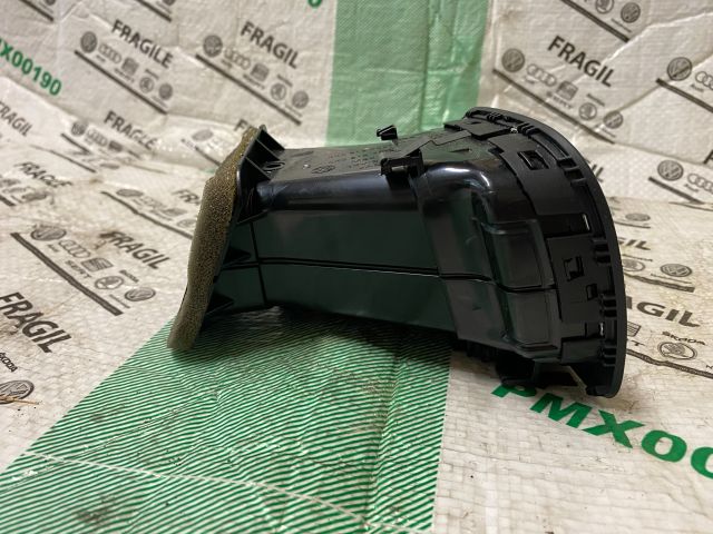 bontott VW GOLF VI Jobb Szellőző