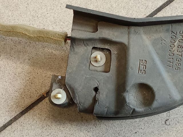 bontott VW GOLF VI Jobb Visszapillantó Tükör Előtti Burkolat