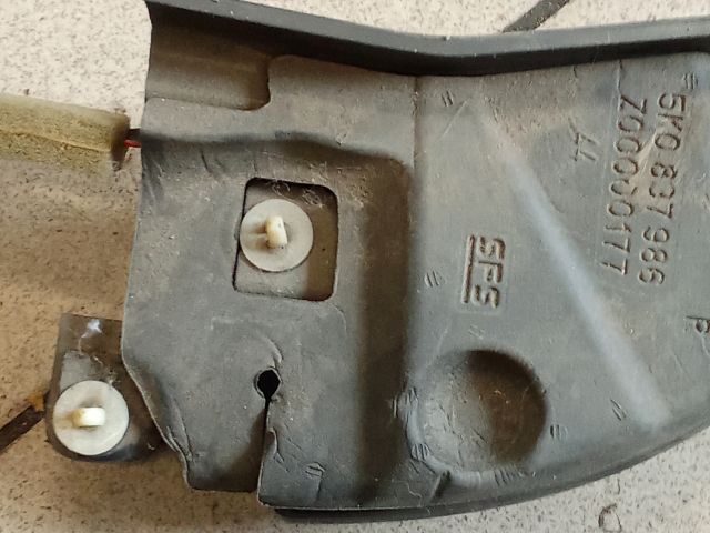 bontott VW GOLF VI Jobb Visszapillantó Tükör Előtti Burkolat