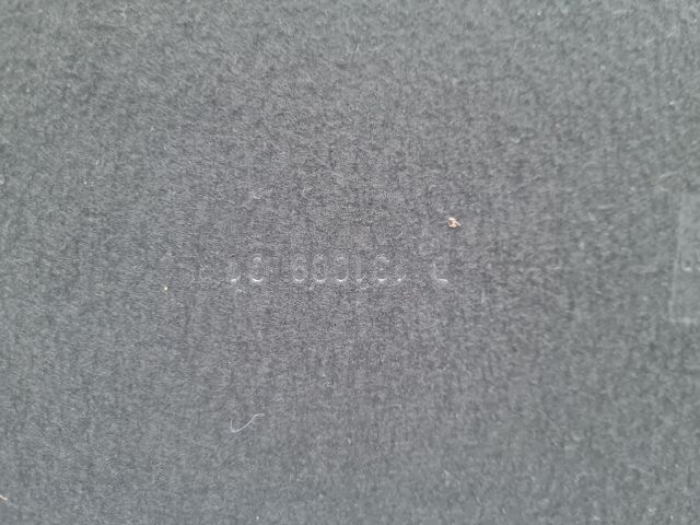 bontott VW GOLF VI Kalaptartó