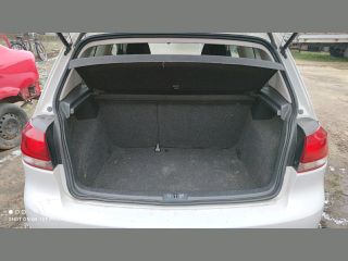 bontott VW GOLF VI Kalaptartó