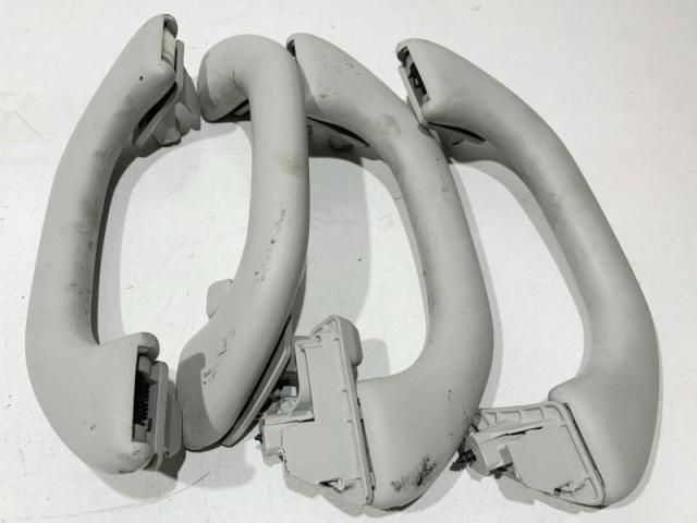 bontott VW GOLF VI Kapaszkodó (Felső) Szett