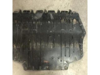 bontott VW GOLF VI Kartervédő