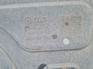 bontott VW GOLF VI Kartervédő