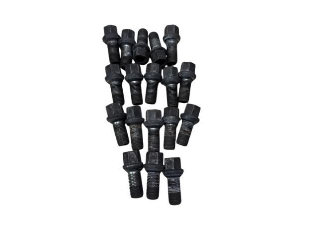 bontott VW GOLF VI Kerék Csavar Szett