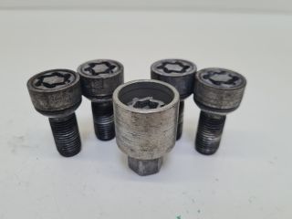 bontott VW GOLF VI Kerékőr Szett