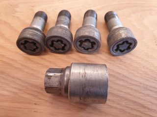 bontott VW GOLF VI Kerékőr Szett