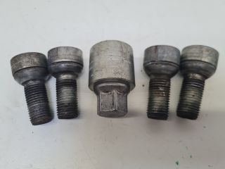 bontott VW GOLF VI Kerékőr Szett