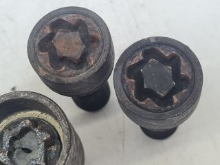 bontott VW GOLF VI Kerékőr Szett