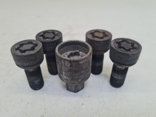 bontott VW GOLF VI Kerékőr Szett