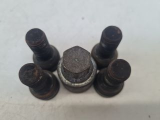 bontott VW GOLF VI Kerékőr Szett