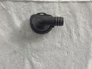 bontott VW GOLF VI Kesztyűtartó Hűtő Cső