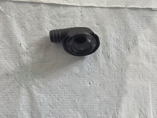 bontott VW GOLF VI Kesztyűtartó Hűtő Cső