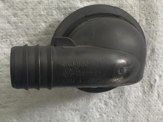 bontott VW GOLF VI Kesztyűtartó Hűtő Cső