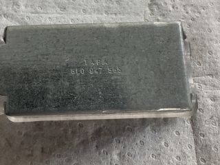 bontott VW GOLF VI Kesztyűtartó Világítás