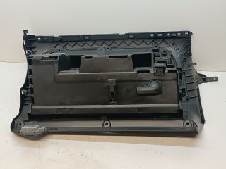 bontott VW GOLF VI Kesztyűtartó