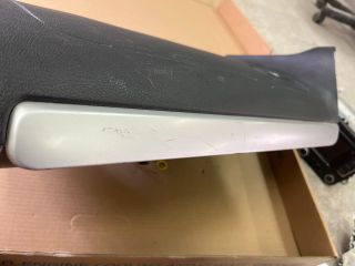 bontott VW GOLF VI Kesztyűtartó