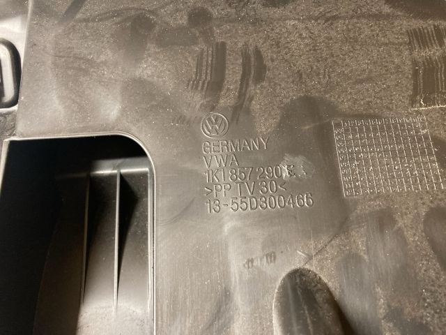 bontott VW GOLF VI Kesztyűtartó