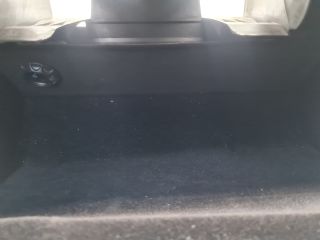 bontott VW GOLF VI Kesztyűtartó