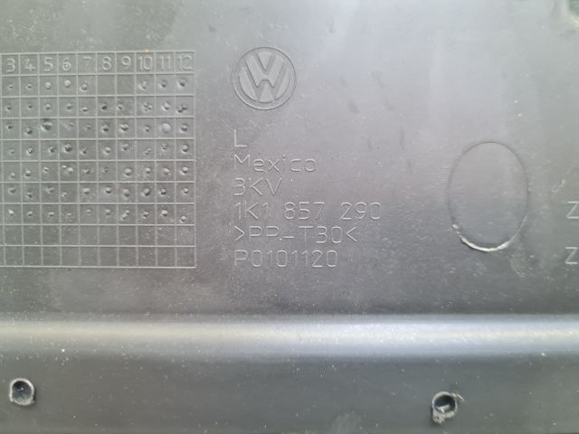 bontott VW GOLF VI Kesztyűtartó