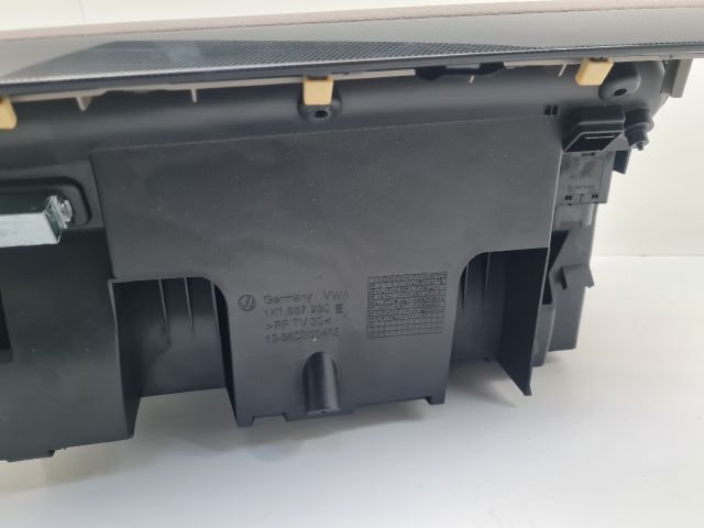 bontott VW GOLF VI Kesztyűtartó