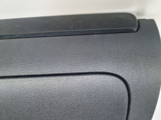 bontott VW GOLF VI Kesztyűtartó