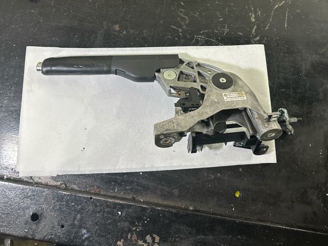 bontott VW GOLF VI Kézifék Kar