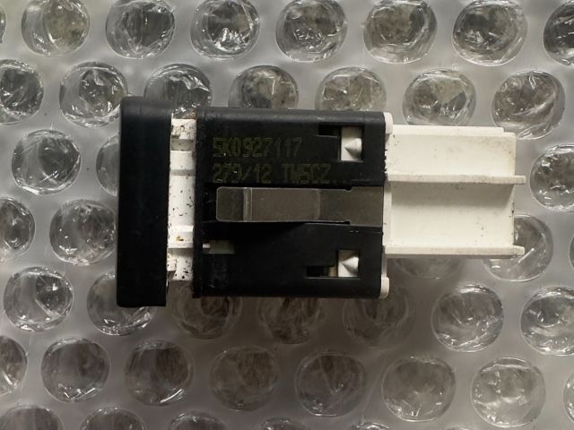 bontott VW GOLF VI Kipörgésgátló Kapcsoló