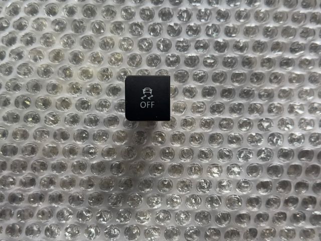 bontott VW GOLF VI Kipörgésgátló Kapcsoló