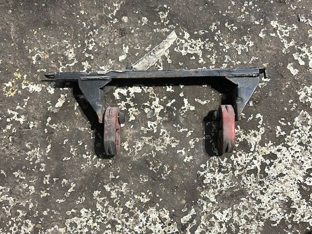 bontott VW GOLF VI Kipufogó Tartó