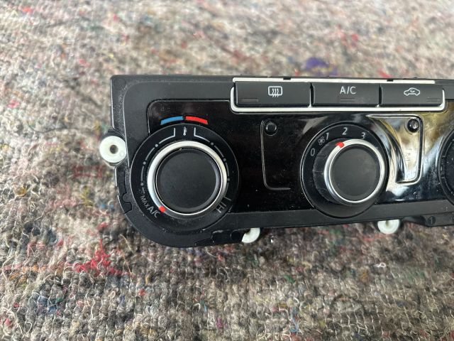 bontott VW GOLF VI Klíma Kapcsoló